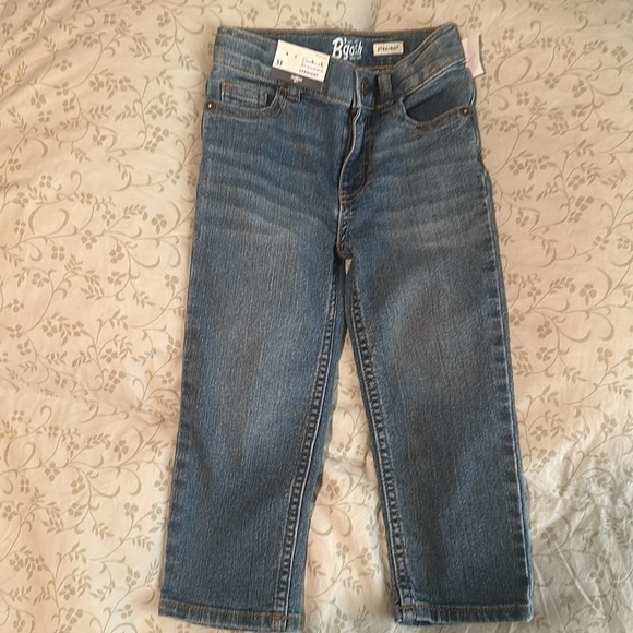Osh Kosh. 3T. Straight jeans. - Picture 2 of 2